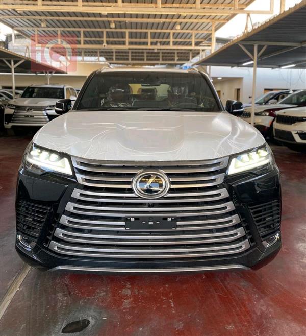 Lexus for sale in Iraq